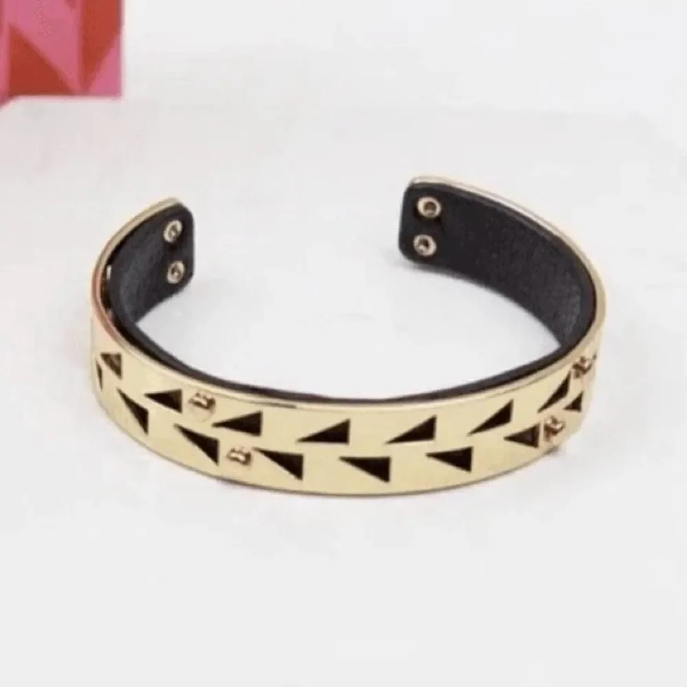 stella & dot | Addison Cuff Bracelet | 2.25” Diameter